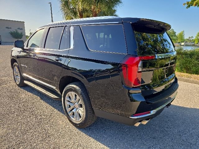 Used 2025 GMC Yukon Denali AWD/4WD image 3