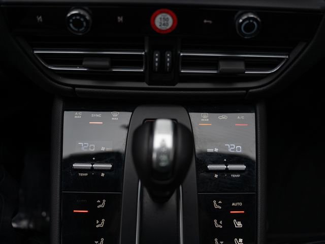 Certified 2026 Porsche Macan image 25