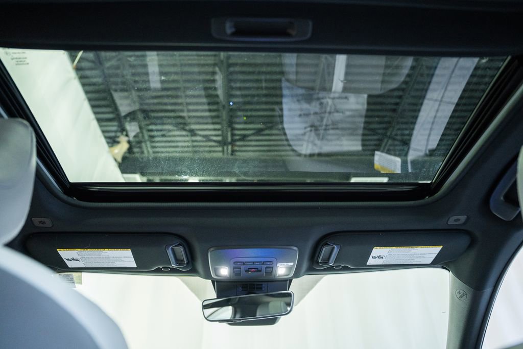 New 2026 Toyota Camry SE FWD image 28