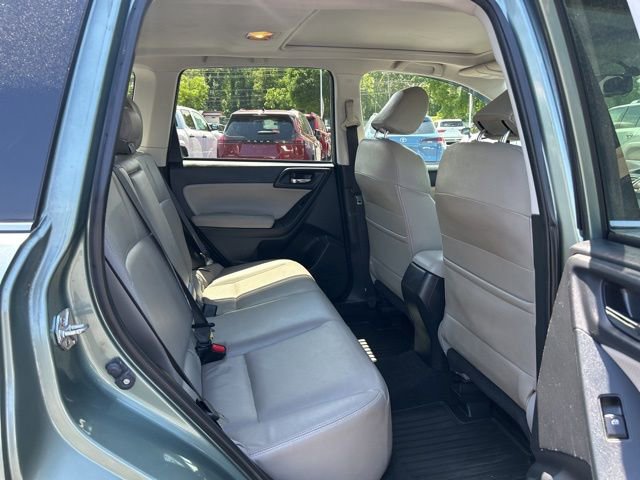 Used 2016 Subaru Forester 2.5i Limited AWD/4WD image 19