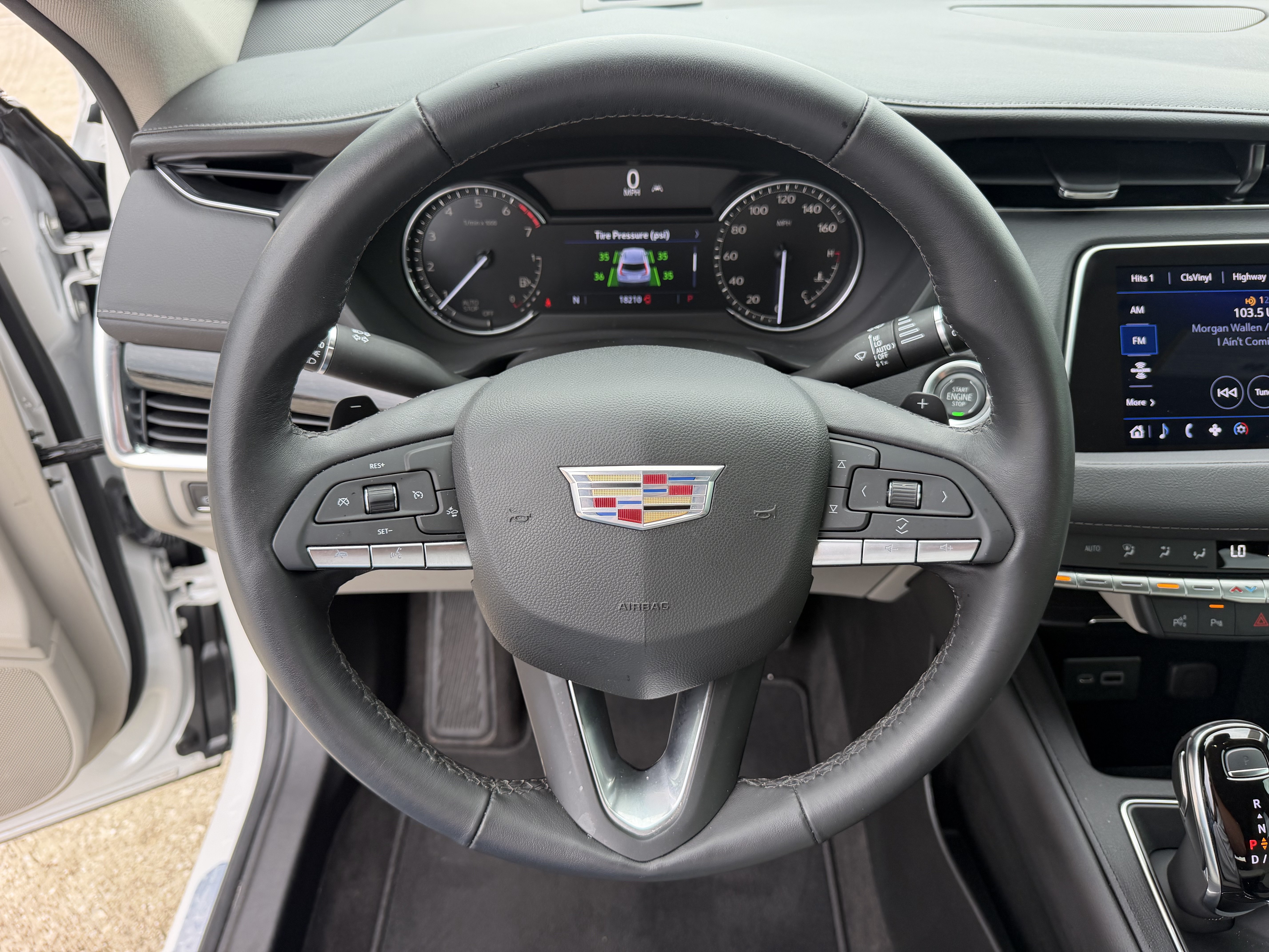 Certified 2022 Cadillac XT4 Premium Luxury w/ Enhanced Visibility Package FWD image 25