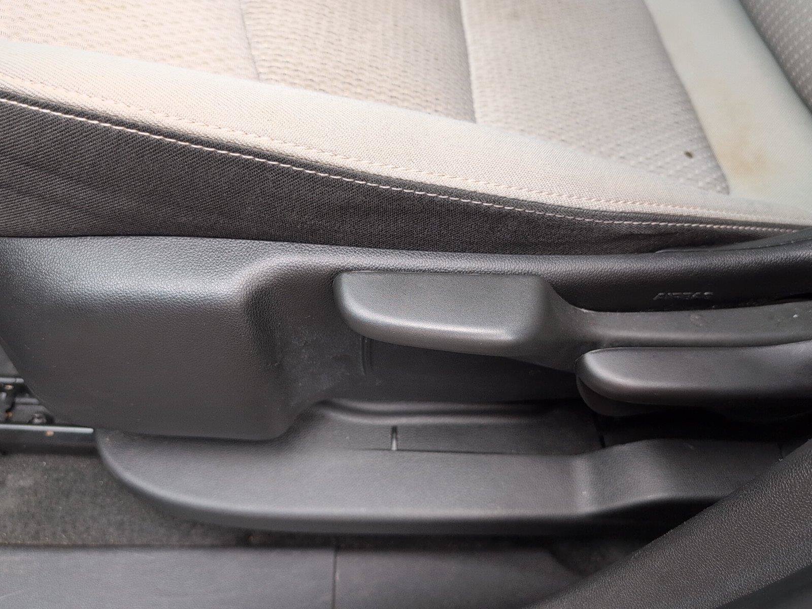 Used 2024 GMC Terrain SLE FWD image 14