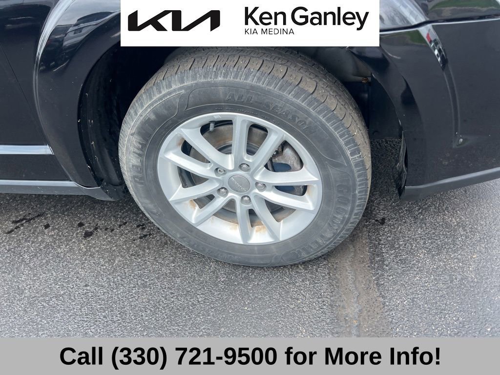 Used 2017 Dodge Journey SXT w/ Comfort/Convenience Group image 19