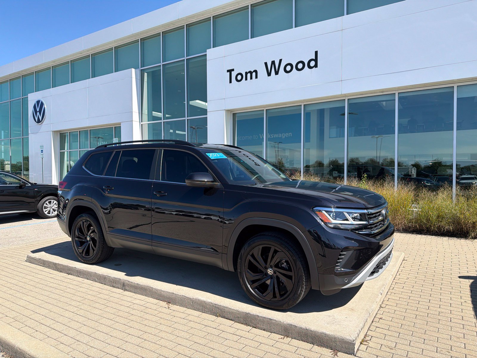 Certified 2023 Volkswagen Atlas SE AWD/4WD image 14