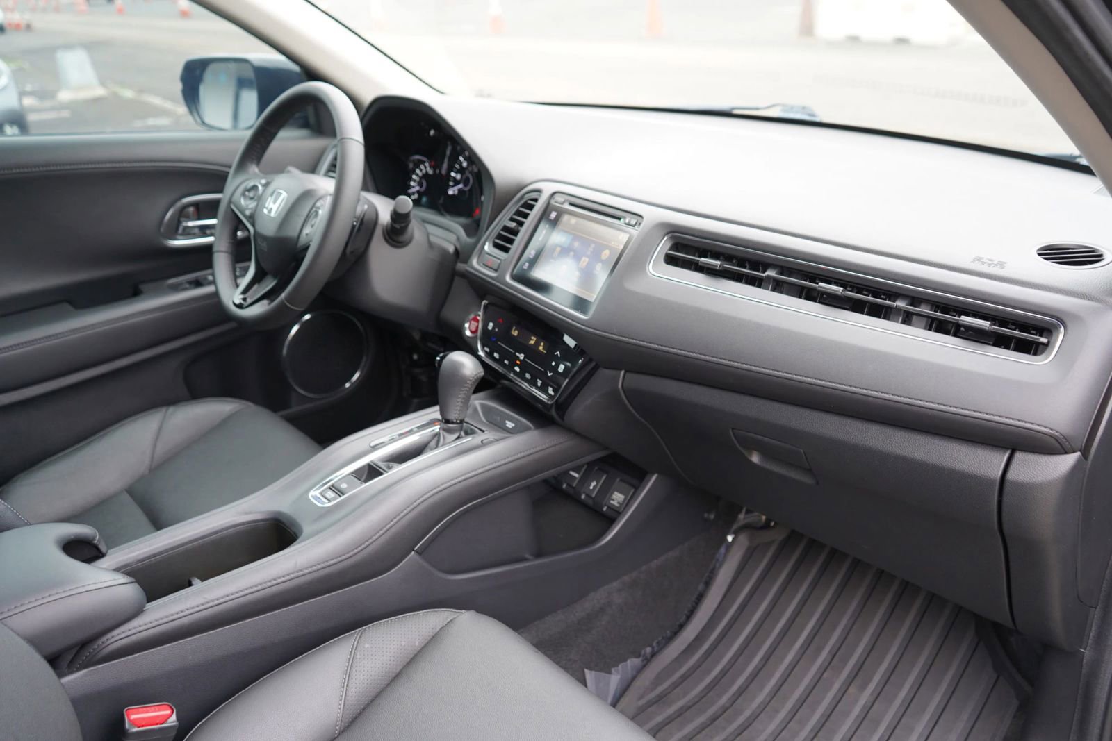 Used 2016 Honda HR-V EX-L image 19