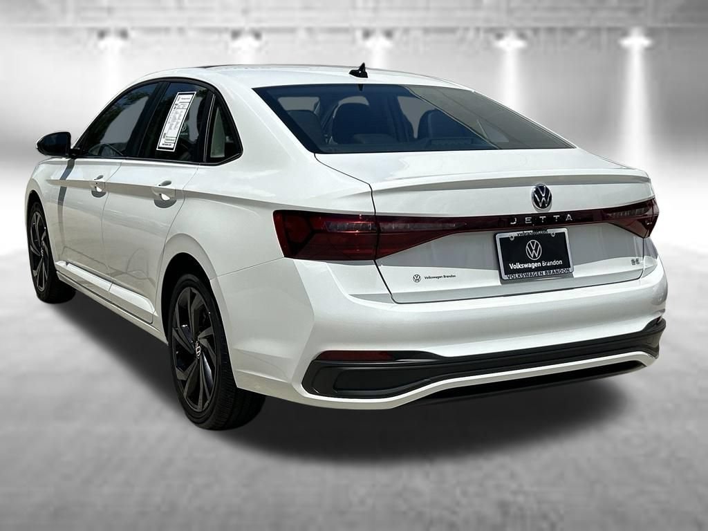 Used 2026 Volkswagen Jetta SE w/ Black Wheel Package FWD image 3