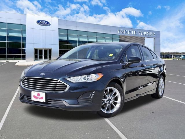 Used 2020 Ford Fusion SE image 1