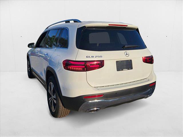 New 2025 Mercedes-Benz GLB 250 image 8