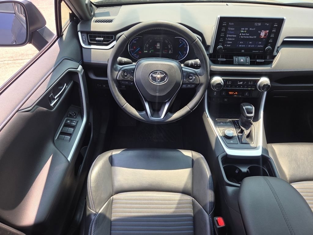 Used 2019 Toyota RAV4 XSE w/ Carpet Mat Package AWD/4WD image 5