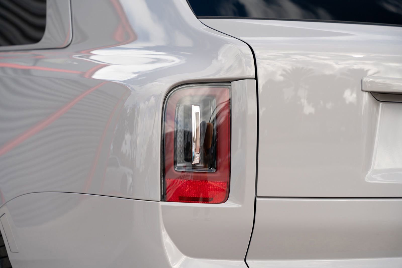 Used 2025 Rolls-Royce Cullinan image 30