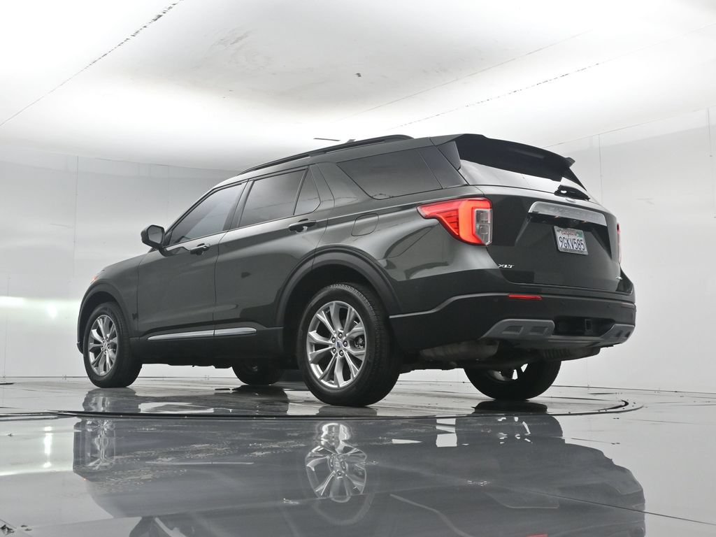 Certified 2023 Ford Explorer XLT w/ Equipment Group 202A AWD/4WD image 55