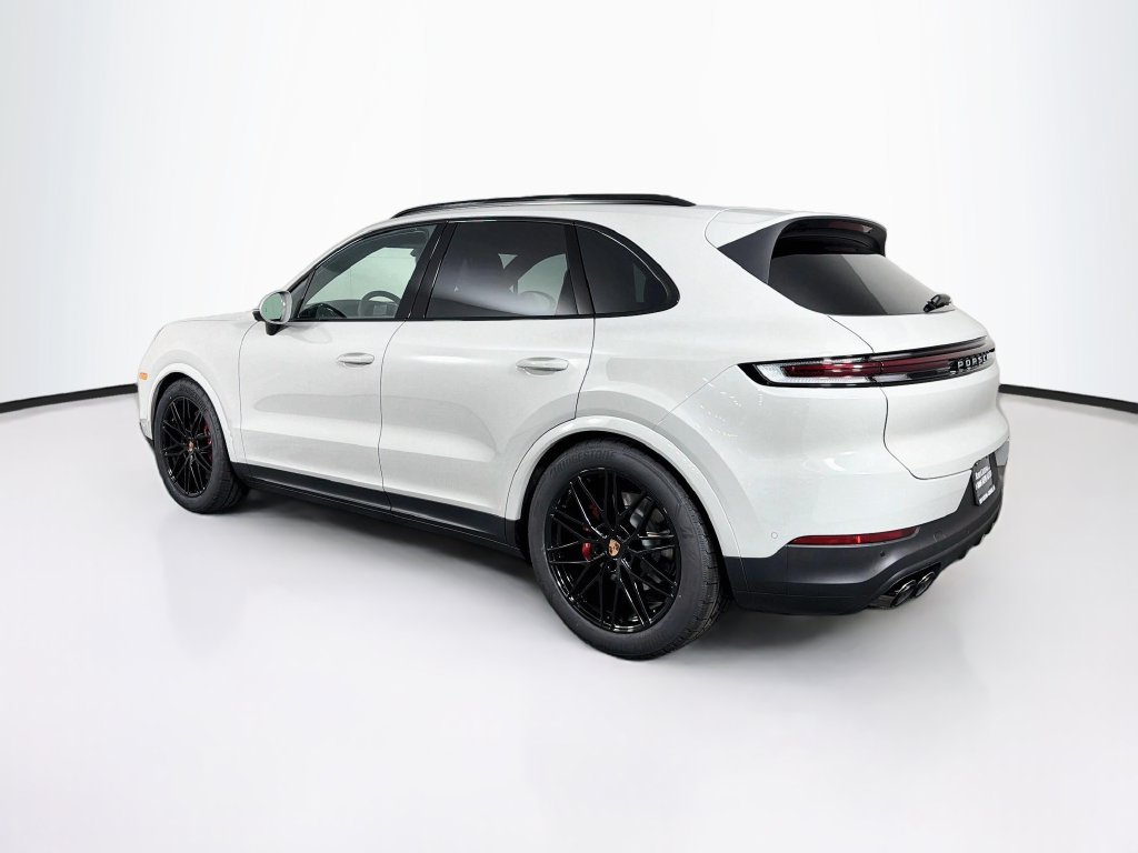 New 2026 Porsche Cayenne S AWD/4WD image 3