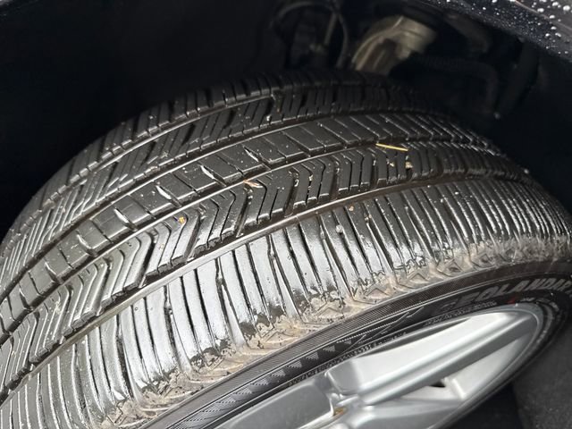 Used 2017 Porsche Cayenne Platinum Edition image 27