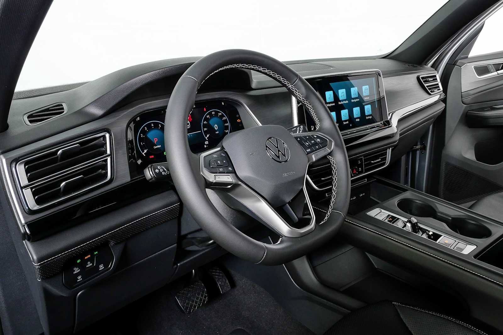 New 2026 Volkswagen Atlas Cross Sport SE FWD image 6