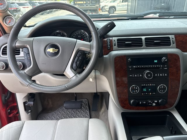 Used 2014 Chevrolet Silverado 2500 LTZ AWD/4WD image 7