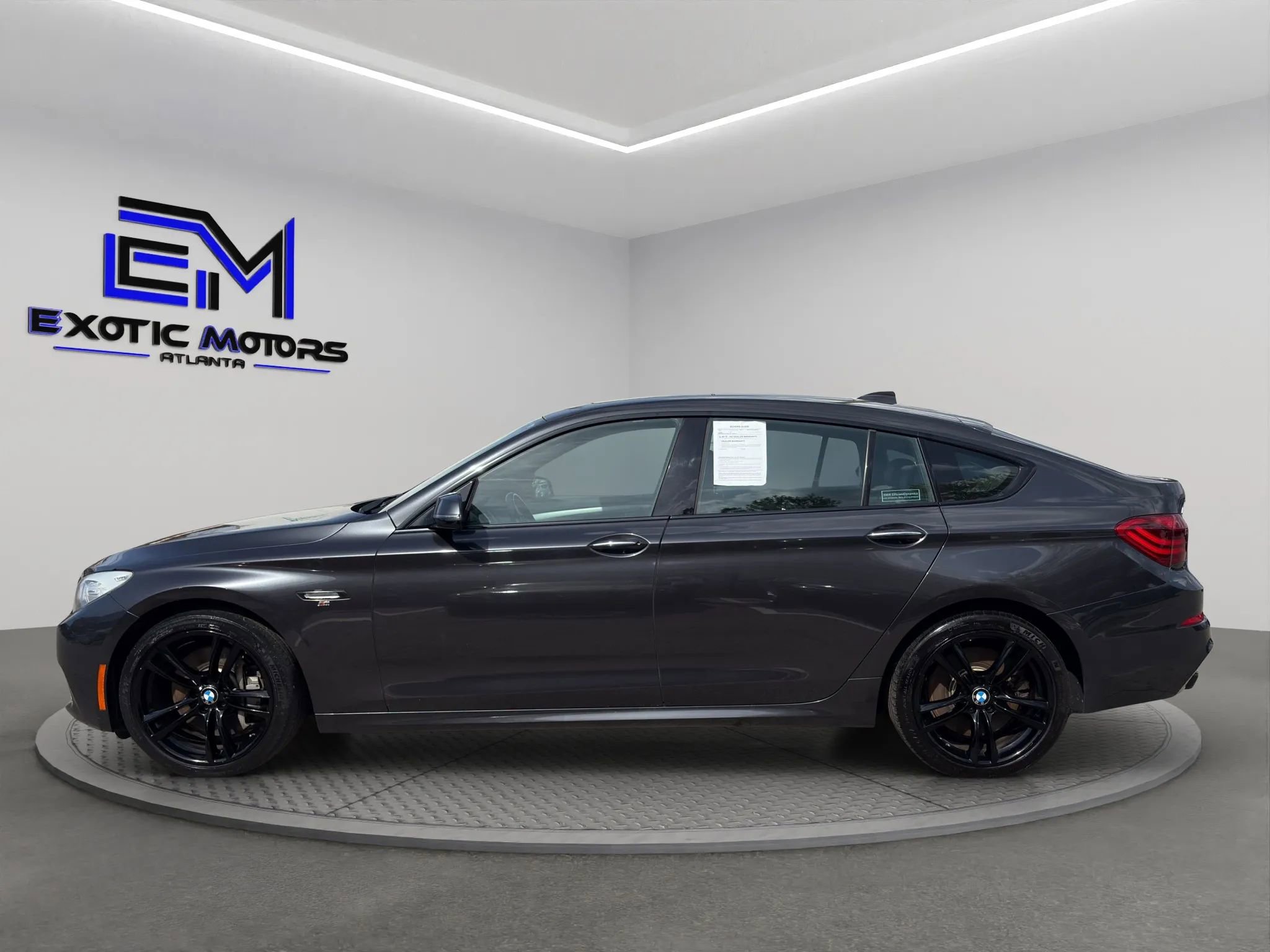 Used 2014 BMW 550i Gran Turismo xDrive AWD/4WD image 2