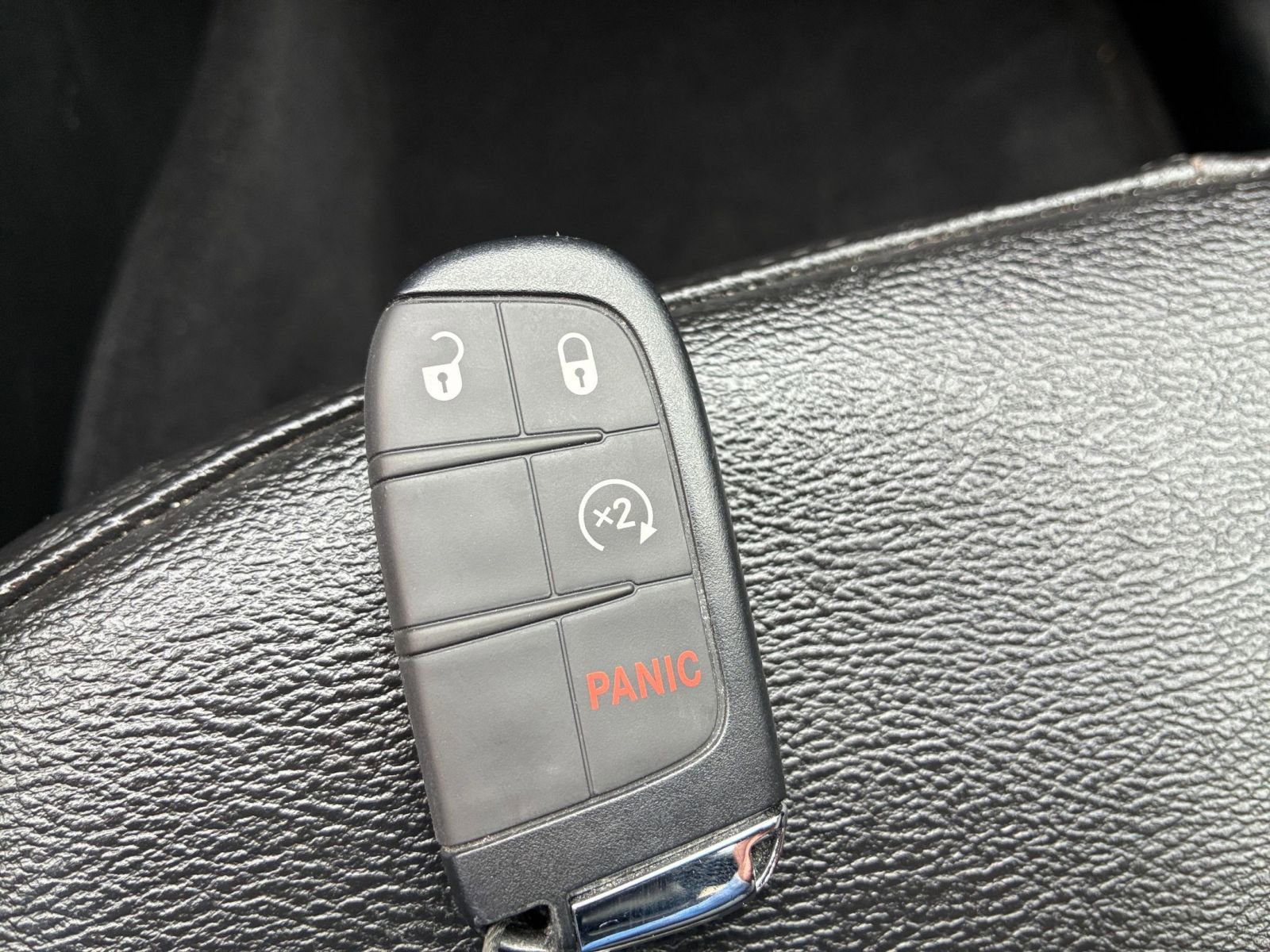 Used 2025 Jeep Compass Limited AWD/4WD image 25