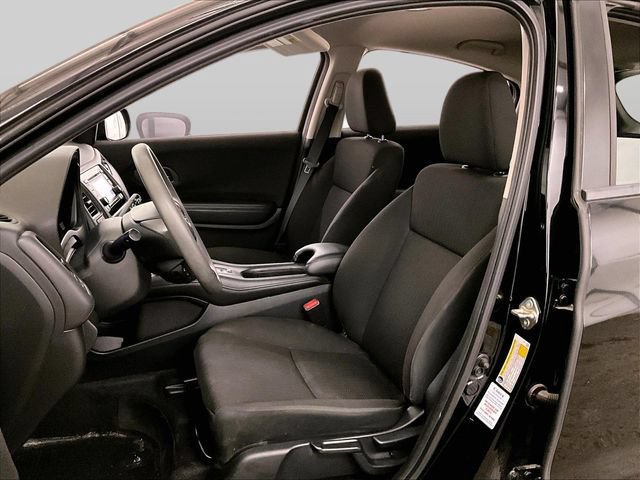 Used 2018 Honda HR-V LX image 25