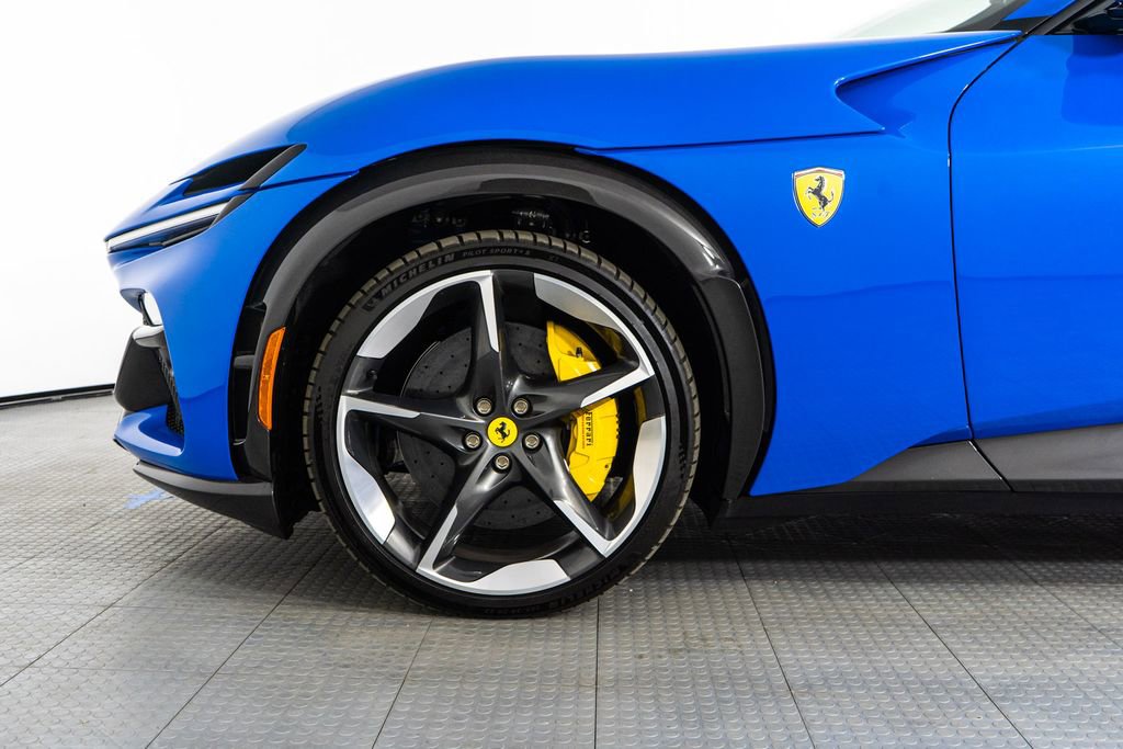 Certified 2025 Ferrari Purosangue Base image 11