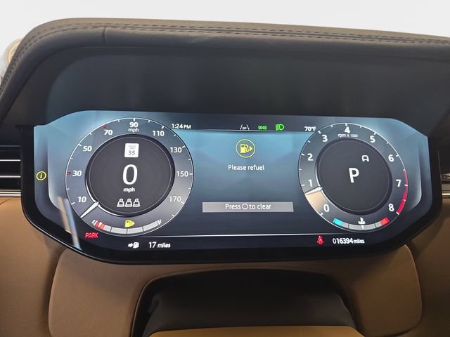 Certified 2025 Land Rover Range Rover SE AWD/4WD image 21