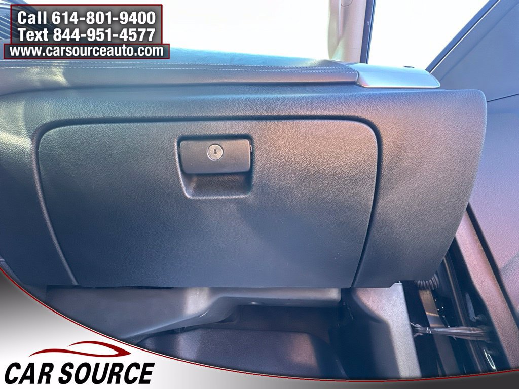 Used 2015 Chevrolet Suburban LTZ AWD/4WD image 36