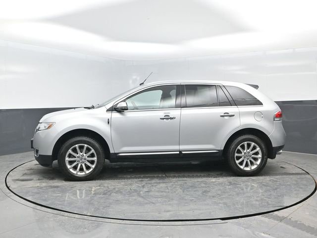 Used 2015 Lincoln MKX AWD w/ Equipment Group 101A image 4