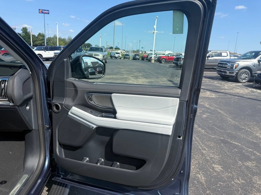 New 2027 Ford Expedition Platinum w/ Platinum Ultimate Package AWD/4WD image 69