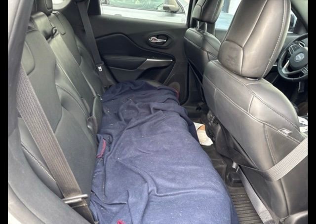 Used 2020 Jeep Cherokee High Altitude image 7