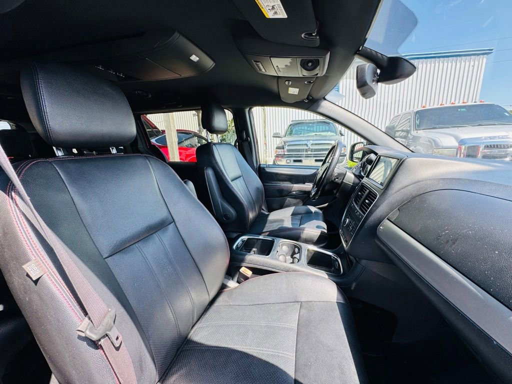 Used 2019 Dodge Grand Caravan GT image 17