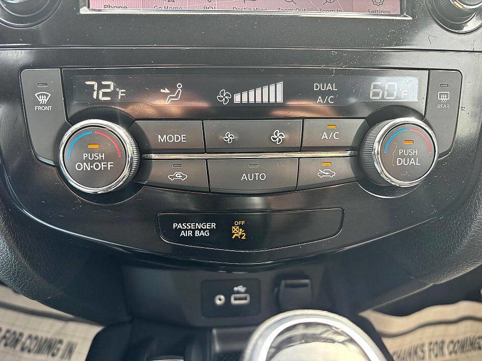 Used 2019 Nissan Rogue SV w/ Premium Package image 23