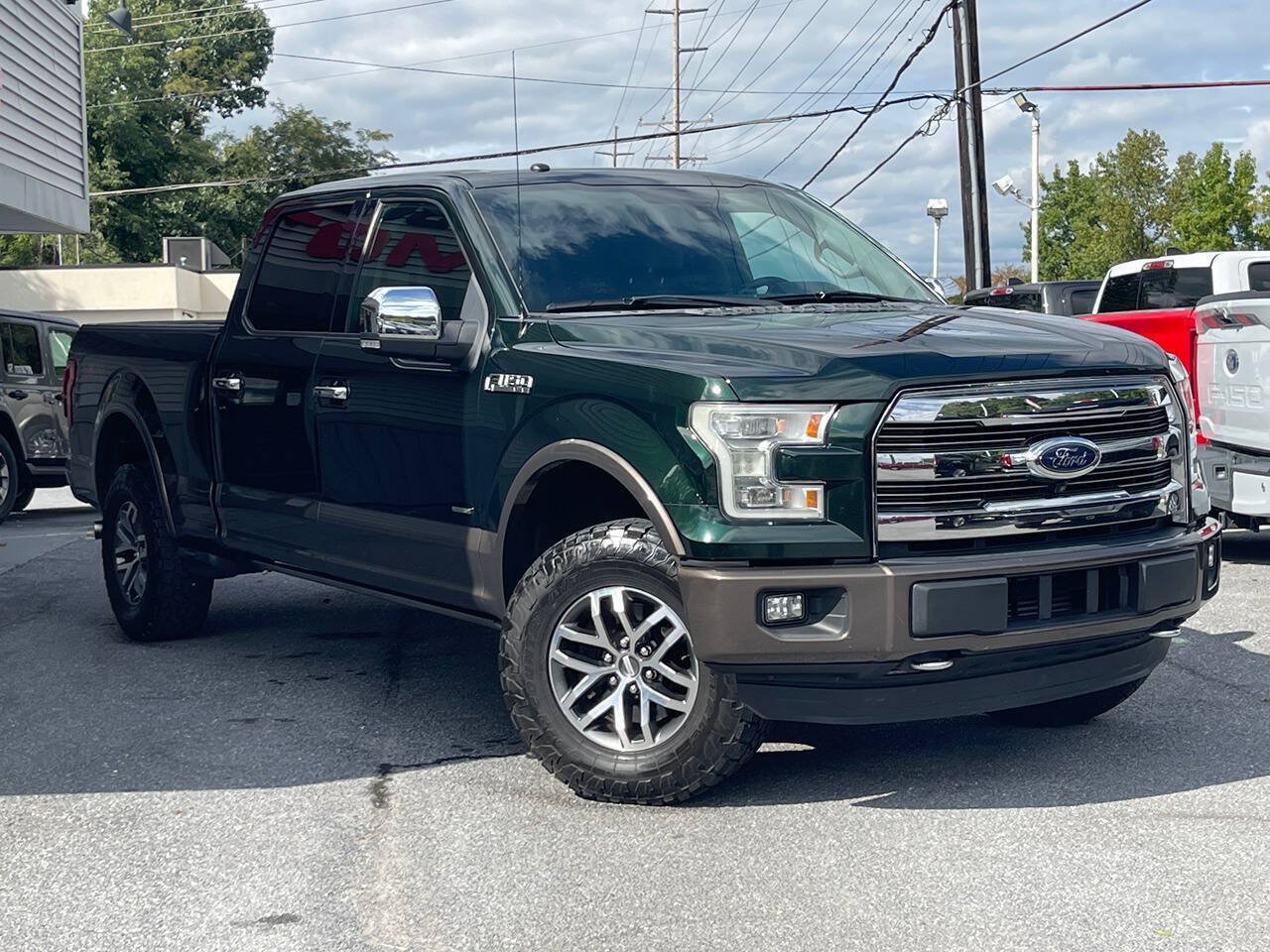 Used 2016 Ford F150 Lariat w/ Equipment Group 502A Luxury