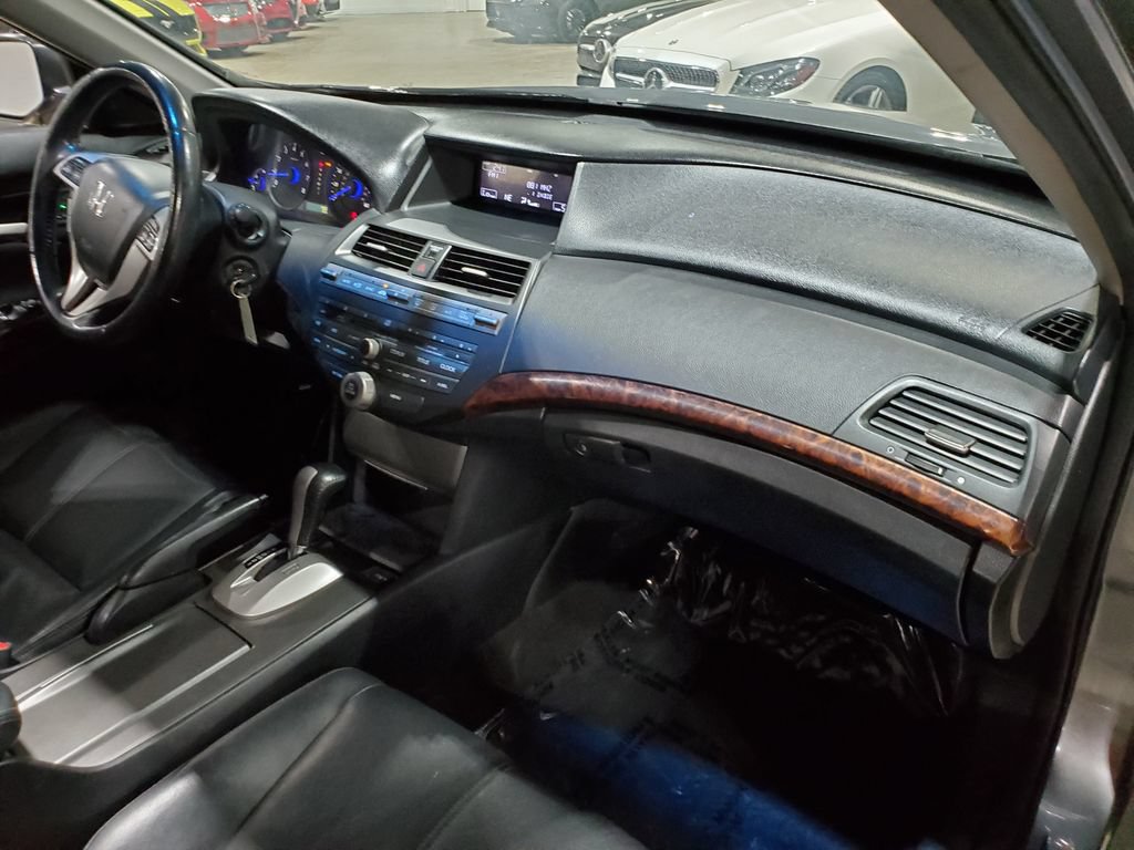 Used 2010 Honda Crosstour EX-L image 14