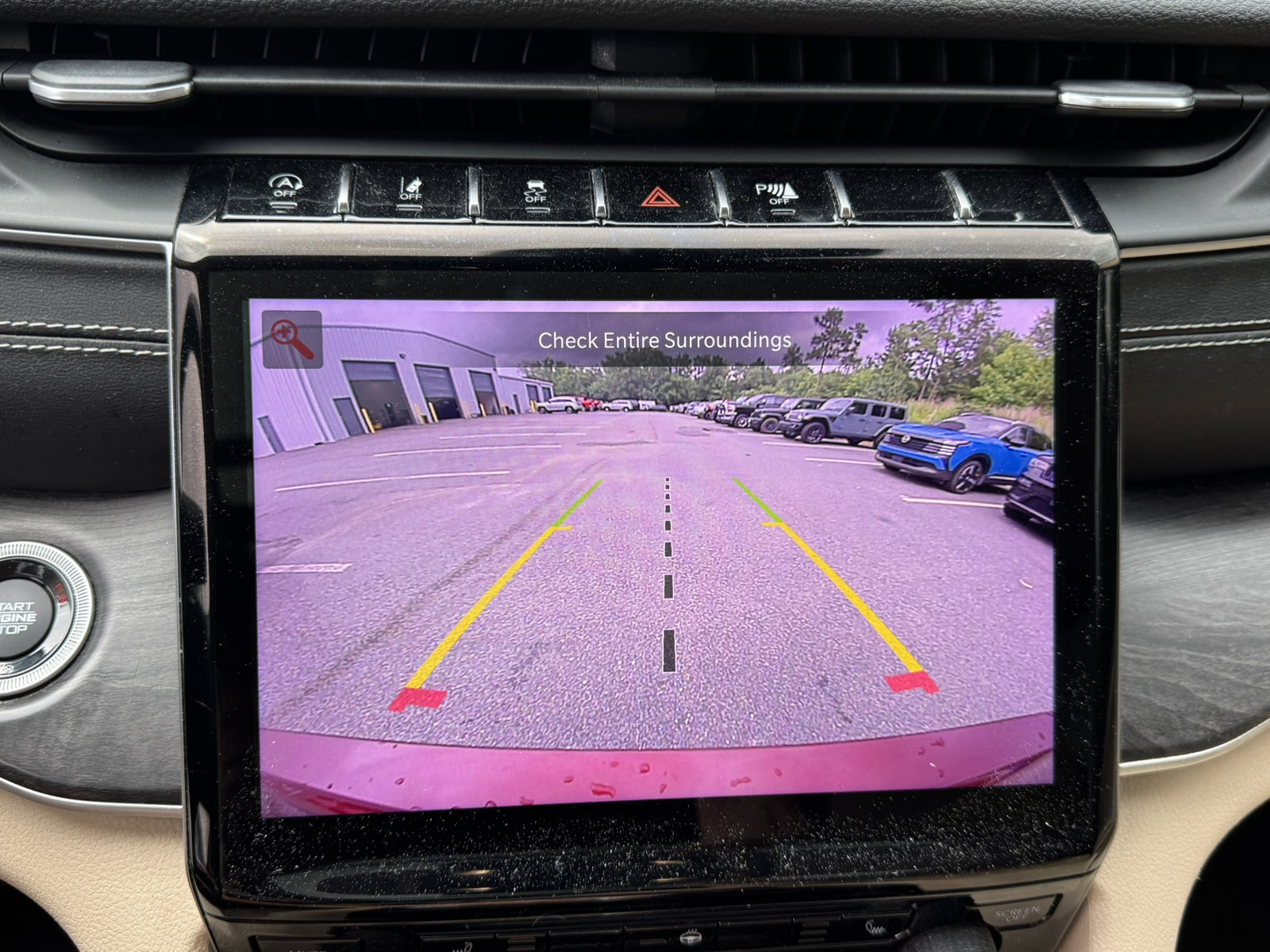 Used 2021 Jeep Grand Cherokee L Limited AWD/4WD image 32
