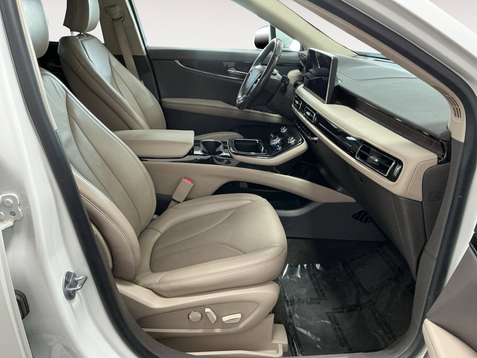 Certified 2023 Lincoln Nautilus Reserve AWD/4WD image 15