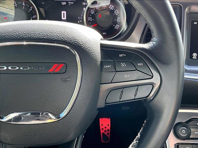 Used 2019 Dodge Challenger SXT image 21