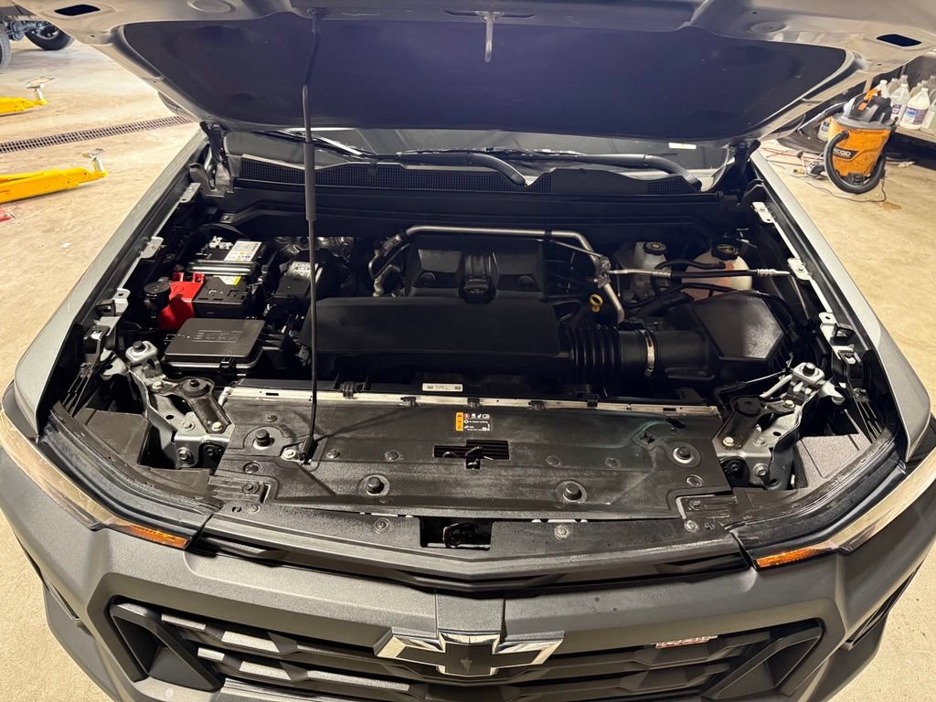 Used 2024 Chevrolet Colorado Trail Boss AWD/4WD image 29