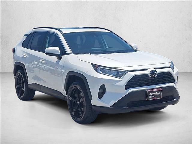 Used 2021 Toyota RAV4 XLE Premium FWD image 3