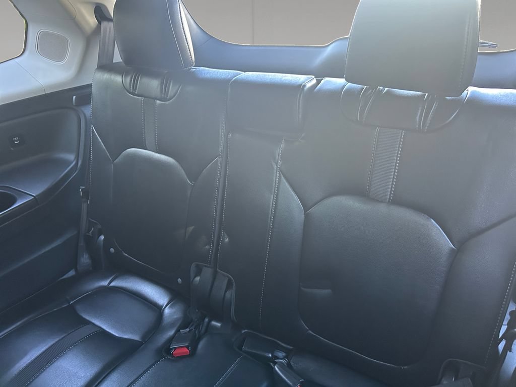 Used 2025 Honda Pilot Touring image 16