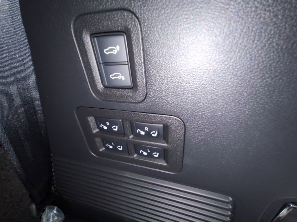 New 2026 INFINITI QX80 Luxe w/ Cargo Package image 32