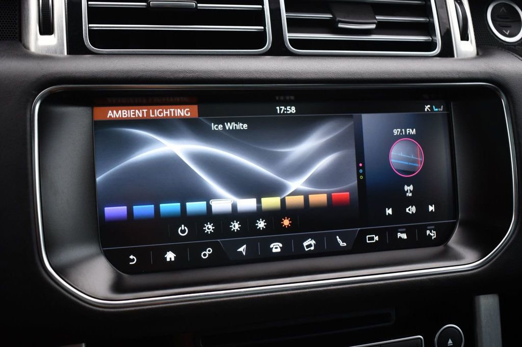 Used 2017 Land Rover Range Rover Long Wheelbase Autobiography image 40