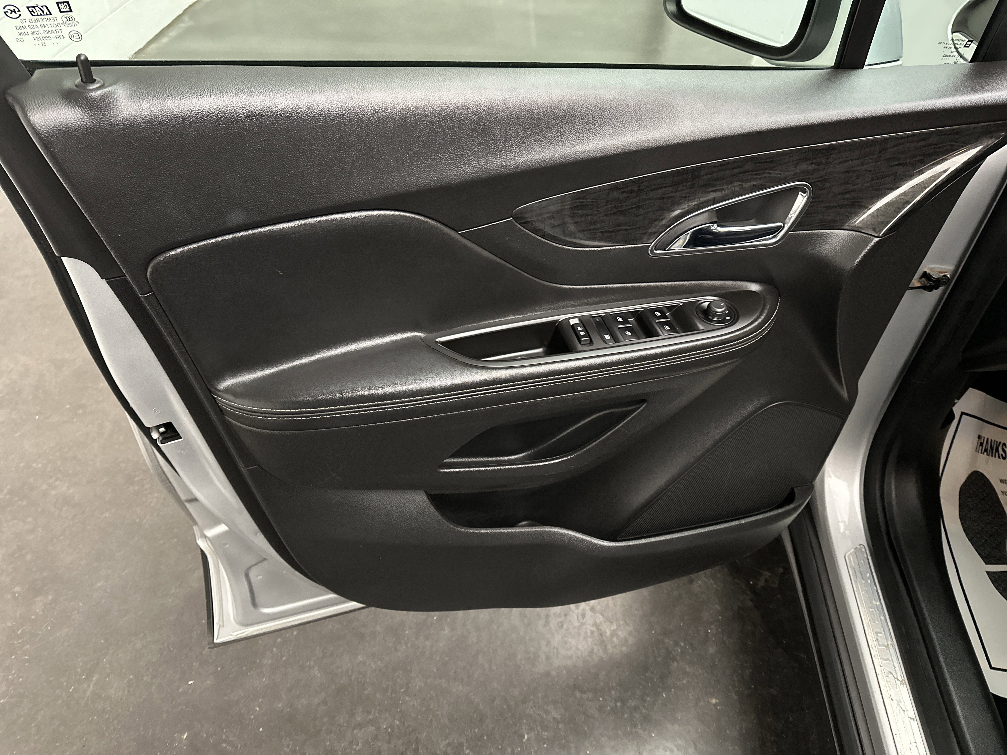 Used 2014 Buick Encore FWD image 15