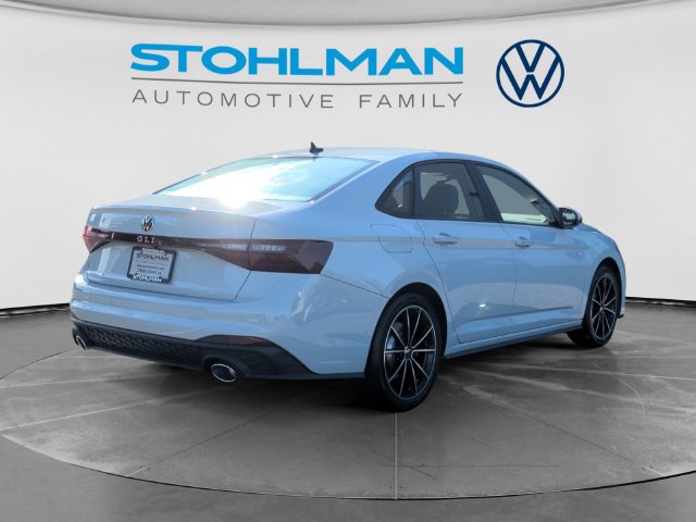 New 2027 Volkswagen Jetta GLI Autobahn FWD image 5
