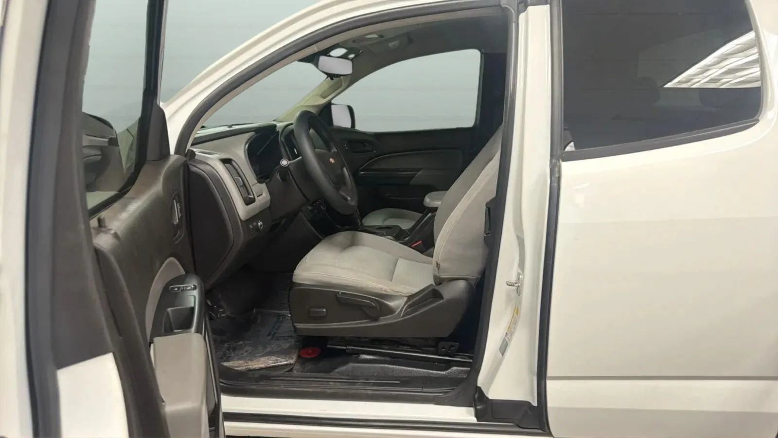 Used 2016 Chevrolet Colorado W/T RWD image 14