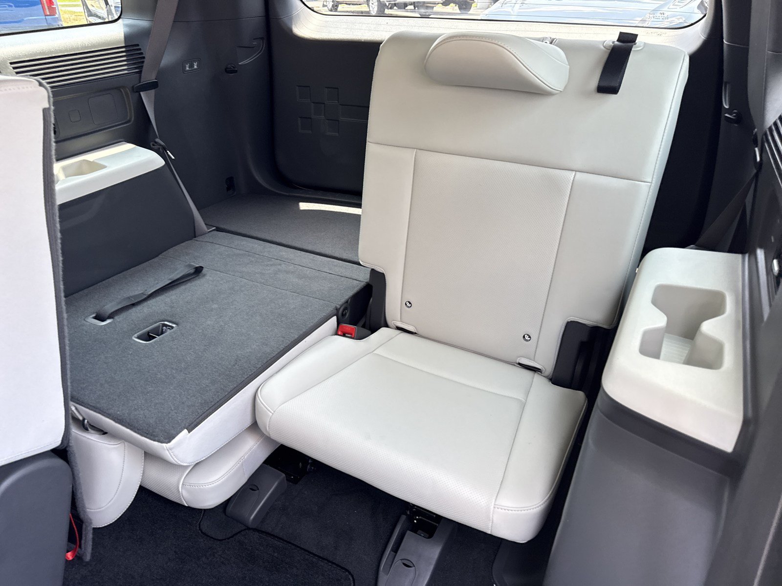 Certified 2024 Hyundai Santa Fe SEL FWD image 15