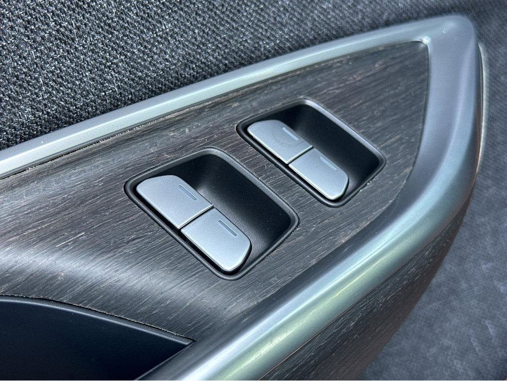 Used 2023 Lucid Air Touring image 33