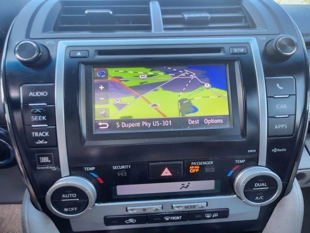 Used 2012 Toyota Camry XLE FWD image 16