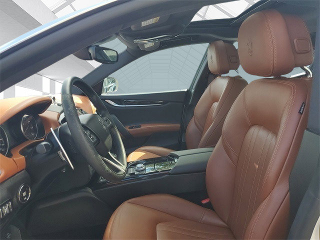 Used 2022 Maserati Ghibli Modena image 10