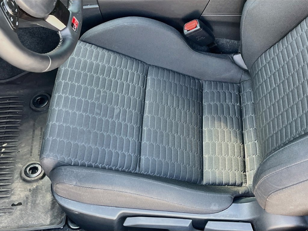 Used 2025 Toyota GR86 w/ ALL Weather Mat Package (TMS) RWD image 18