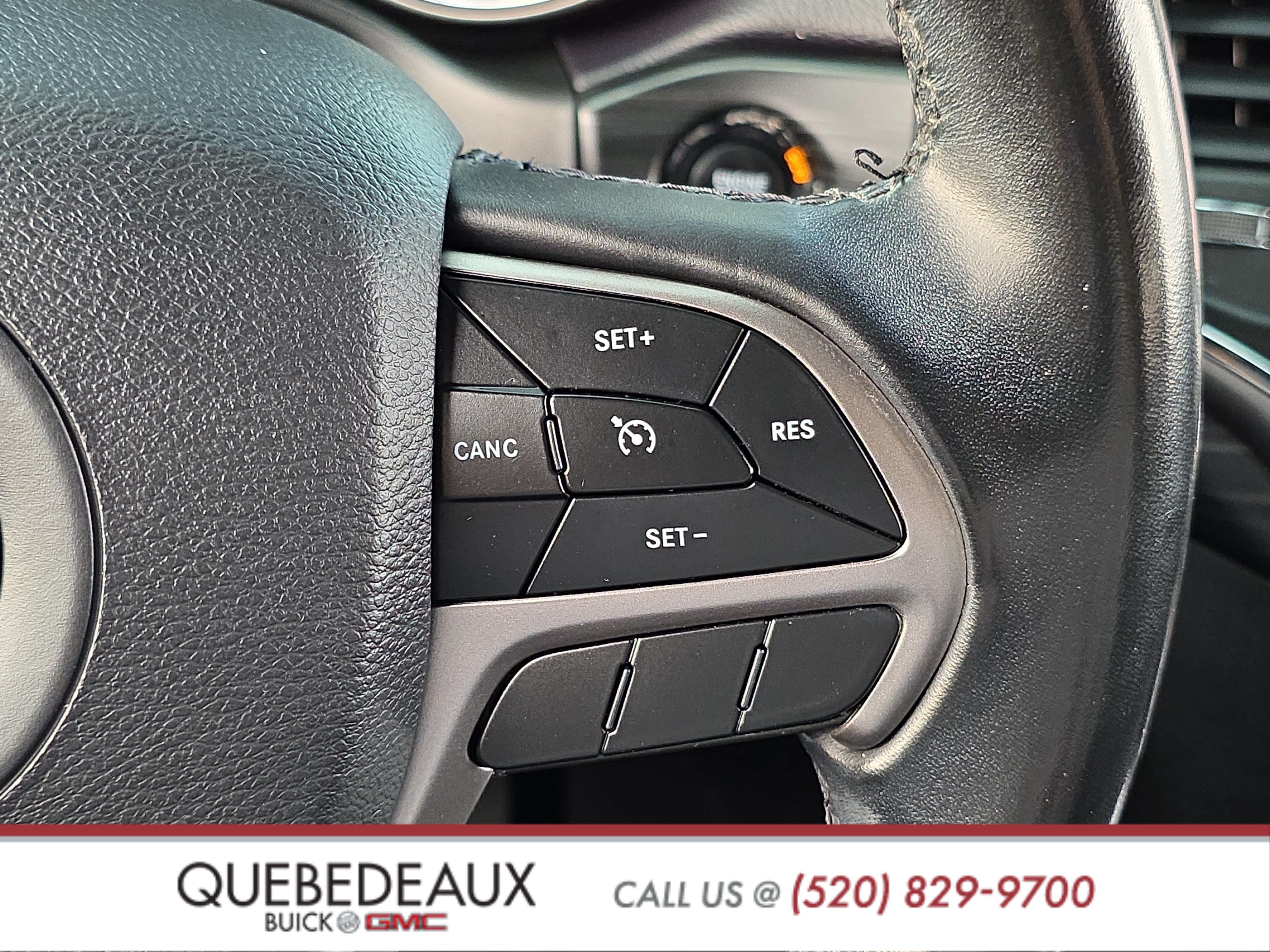 Used 2020 Jeep Grand Cherokee Laredo RWD image 13