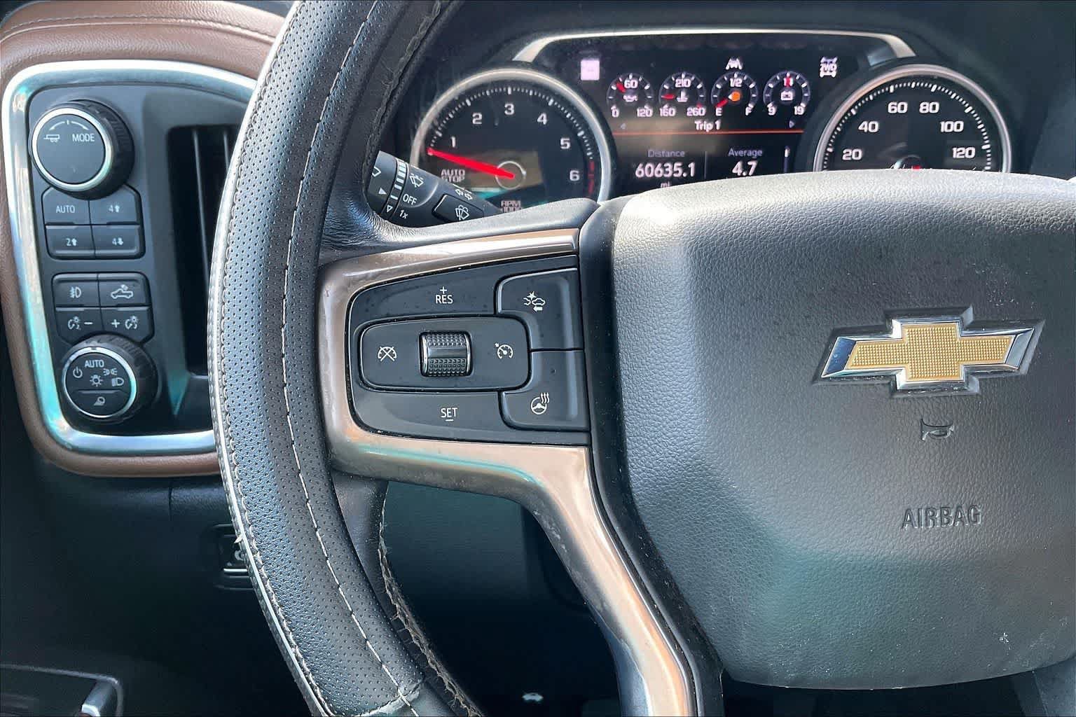Used 2020 Chevrolet Silverado 1500 High Country w/ Technology Package AWD/4WD image 24